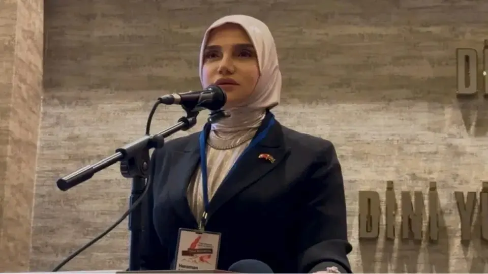 Xuraman Muradova: İnamsızlıq məzarı...