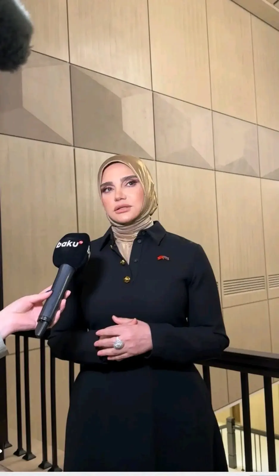 Xuraman Muradova: “Səssiz vidaların ağırlığı var”
