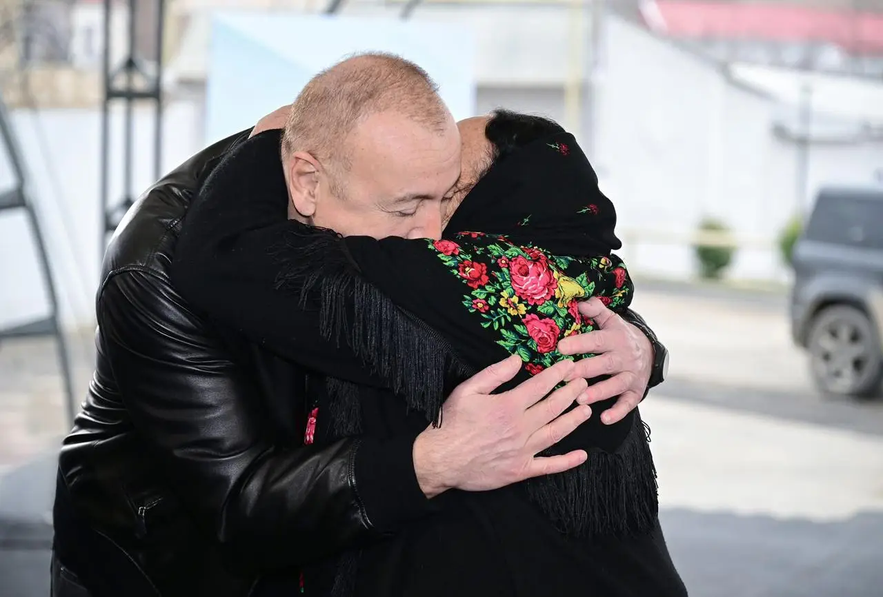 Xuraman Muradova: Rəhbər oğul ilə ana görüşü…