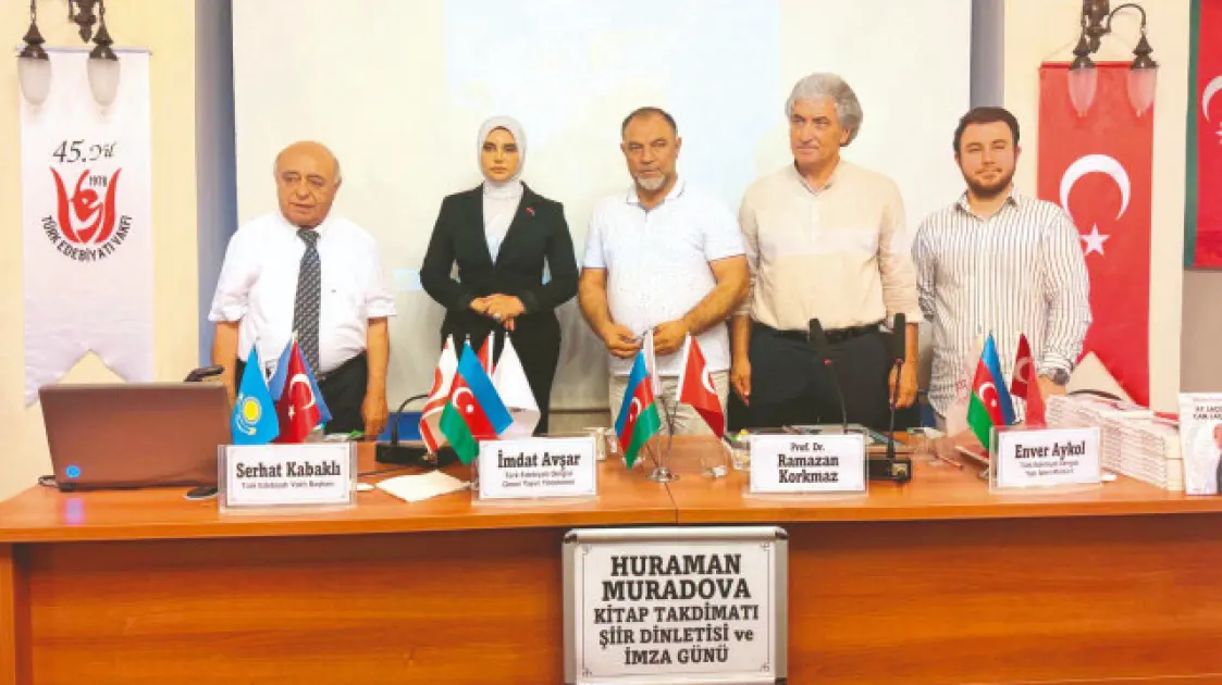 İstanbulda azərbaycanlı şairin “Ay Laçın, can Laçın” kitabının təqdimatı olub