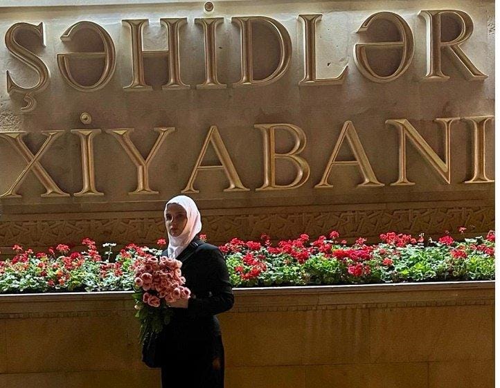 Xuraman Muradova: "Şəhidlər xiyabanı..., BİR ANA LAYLA DEYİR..."